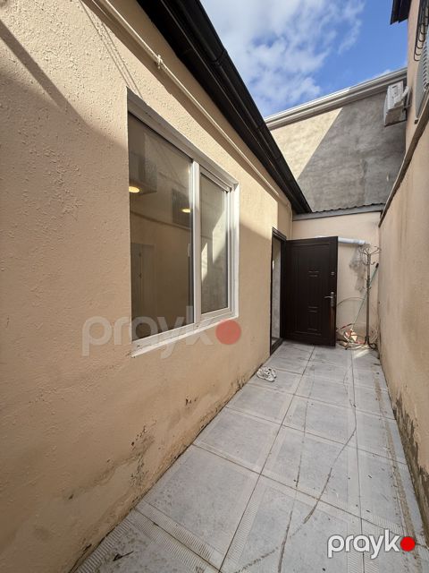 Satılır 3 otaqlı həyət evi/bağ evi 70 m² — Bakı