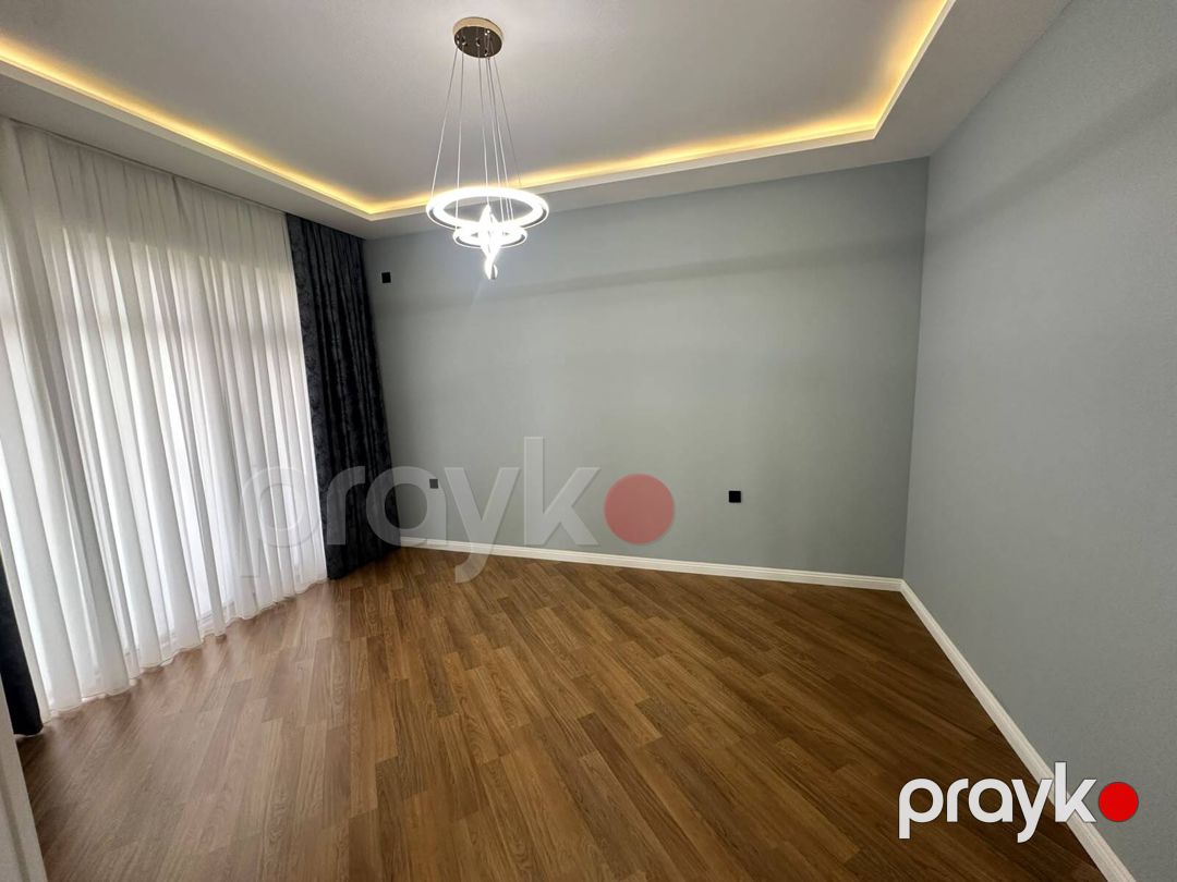 Satılır 4 otaqlı həyət evi/bağ evi 250 m² — Ev, villa, Bakı (7)