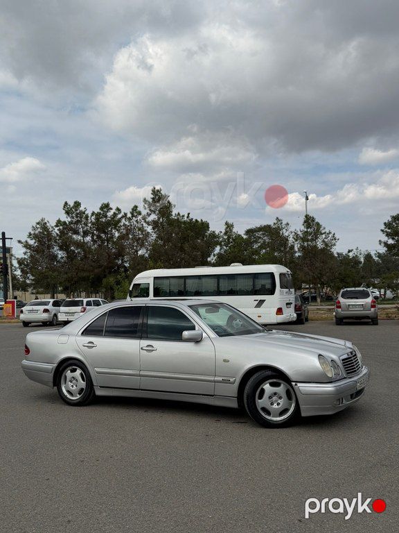 Mercedes E 300, 3.0 L, 1997 il, 350 000 km — Avtomobillər, Şirvan (9)
