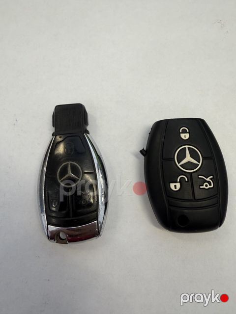 Mercedes Benz açarı — Sumqayıt