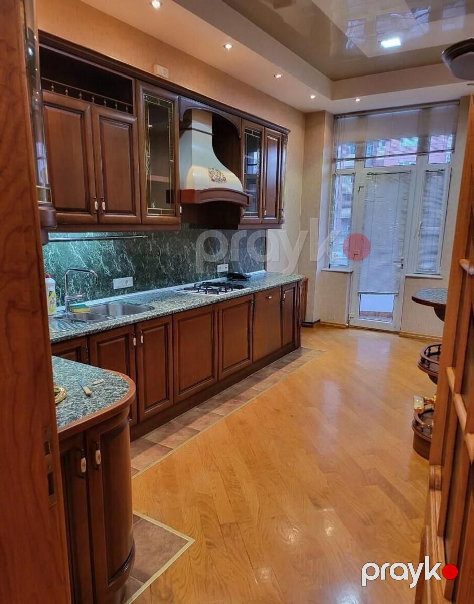 Satılır 5 otaqlı yeni tikili 220 m² — Mənzil, Bakı (7)