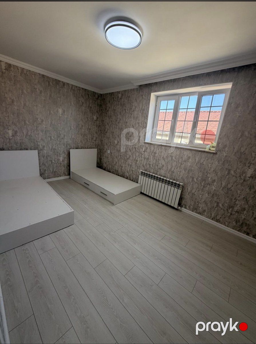 Satılır 4 otaqlı həyət evi/bağ evi 200 m² — Ev, villa, Bakı (10)