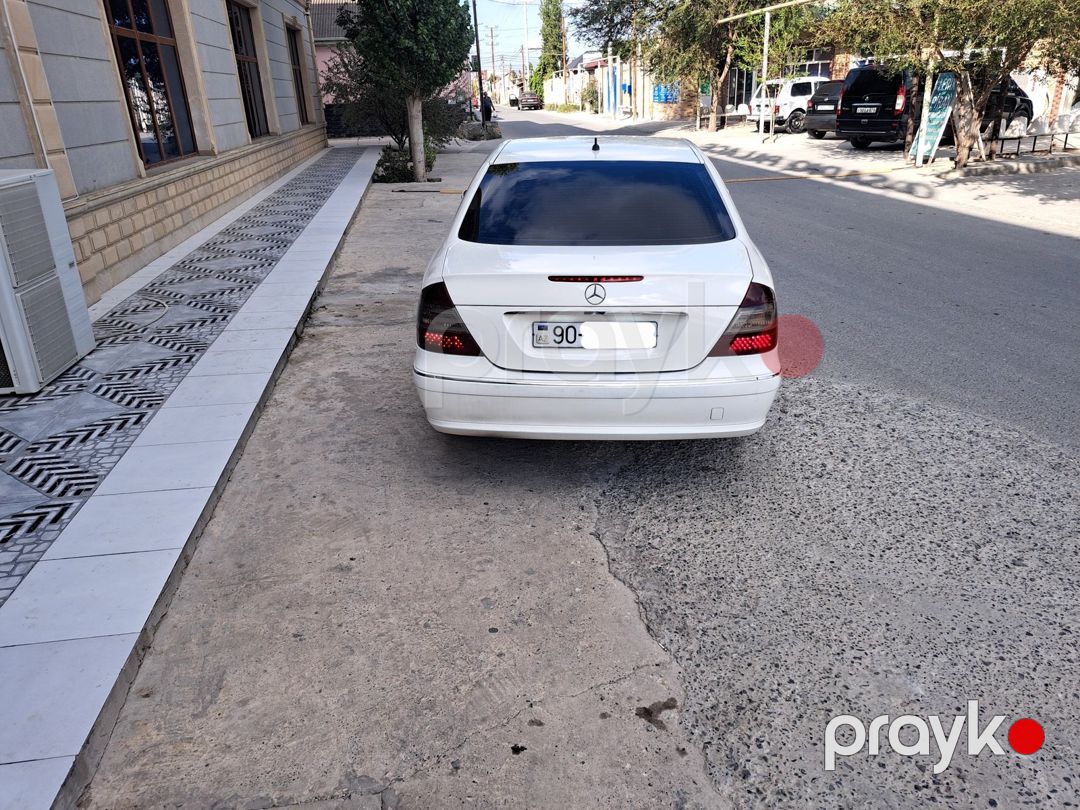 Mercedes E 220, 2005 il — Avtomobillər, Bakı (4)