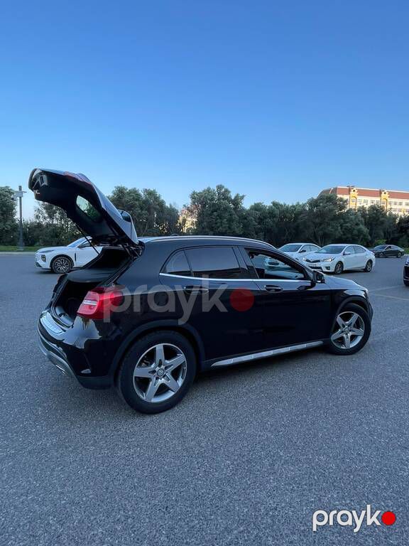 Mercedes GLA 200, 1.6 L, 2015 il, 116 491 km — Avtomobillər, Bakı (4)
