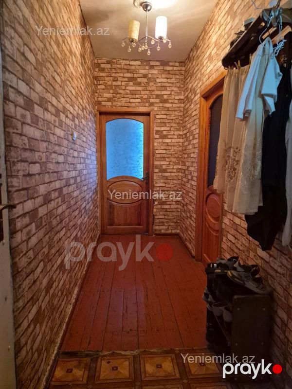 Satılır 2 otaqlı Bina evi menzil (Köhnə tikili), 55 m², 9-cu mikrorayon — Mənzil, Sumqayıt (9)