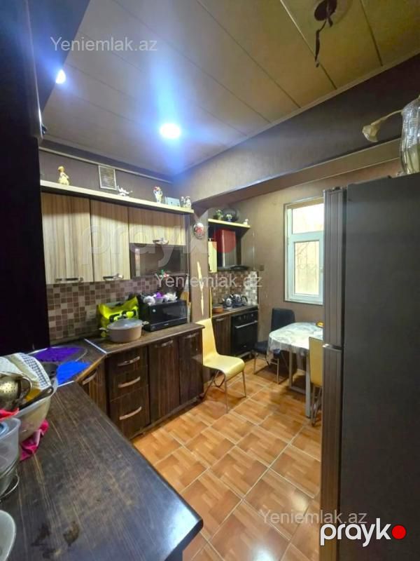 Satılır 4 otaqlı Bina evi menzil (Köhnə tikili), 100 m², Xətai rayonu — Mənzil, Bakı (5)