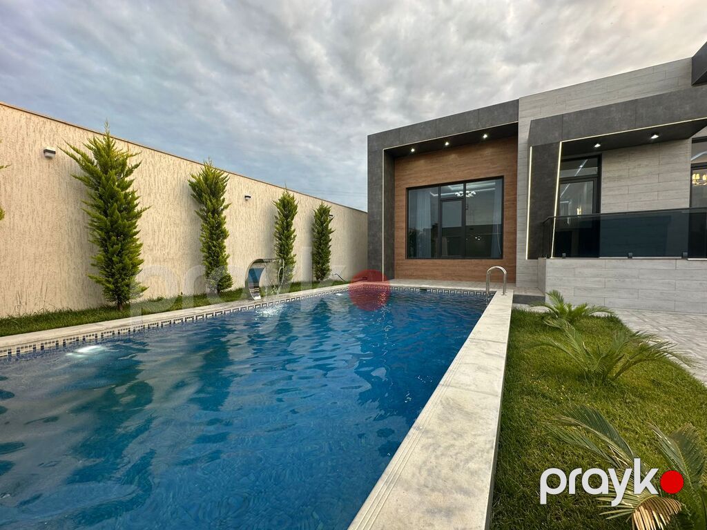 Satılır 4 otaqlı həyət evi/bağ evi 200 m² — Ev, villa, Bakı (4)
