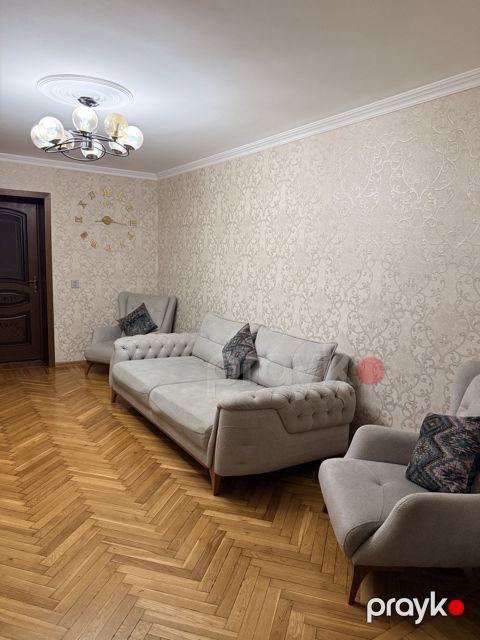 İcarəyə verilir 2 otaqlı köhnə tikili 75 m² — Bakı