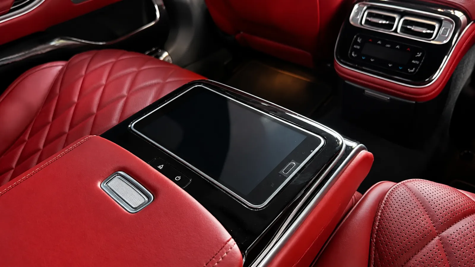 Mercedes S-Class 2024 — gündəlik icarə — Minik avtomobili icarəsi, Bakı (6)