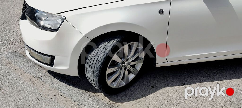 Skoda Rapid: 1.6 l 2014 il 250000 km Sedan — Avtomobillər, Bakı (6)