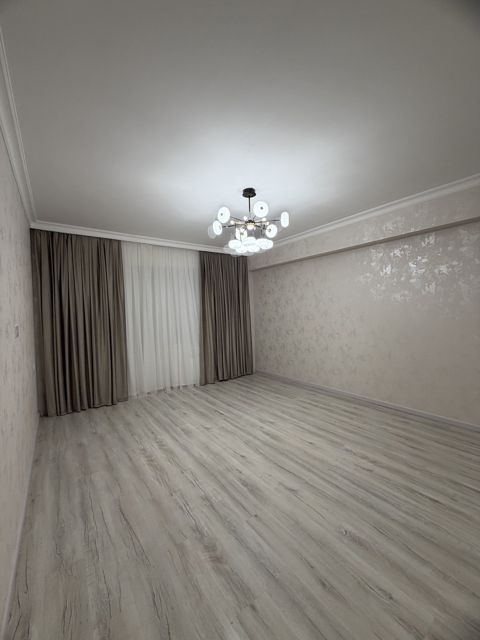 Satılır 2 otaqlı yeni tikili 70 m² — Roya estate