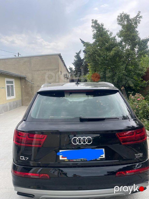 Audi Q7, 2.0 L, 2017 il, 150 000 km — Avtomobillər, Bakı (2)
