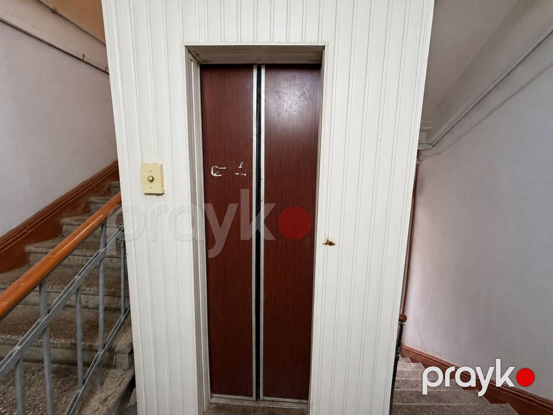 İcarəyə verilir 2 otaqlı köhnə tikili 65 m² — Mənzil, Bakı (8)
