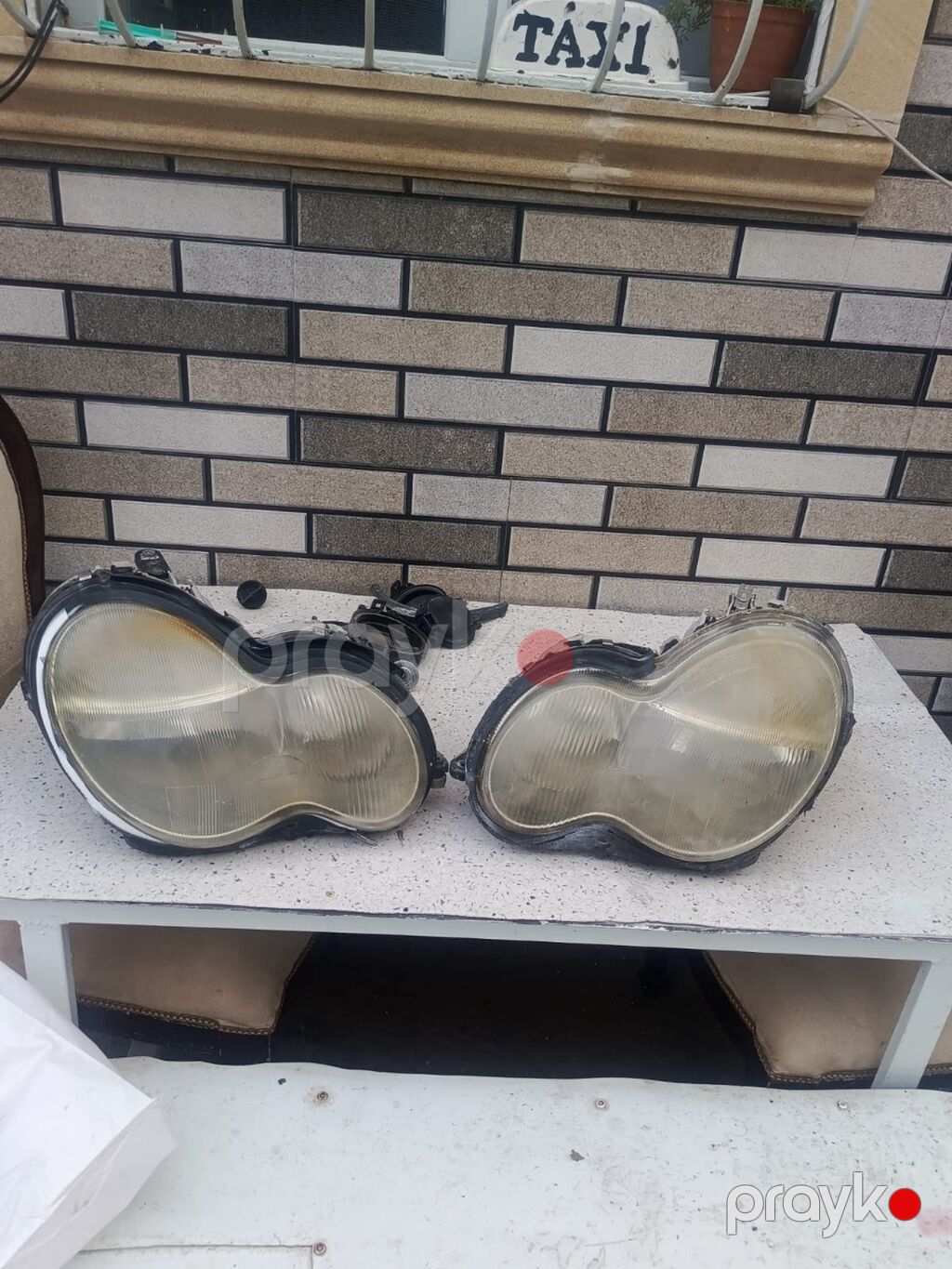 Komplekt, Yaxın və uzaq vuran işıqlar Universal auto, 2001 il, İşlənmiş — Avtomobil işığı, Masazır (2)