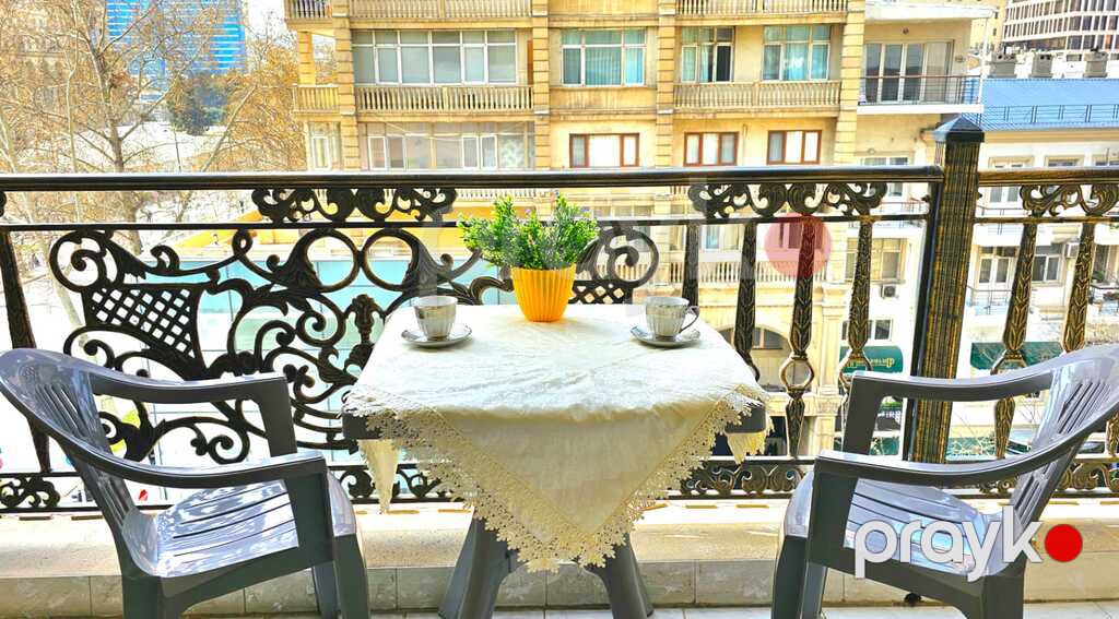 İcarəyə verilir 3 otaqlı köhnə tikili 93 m² — Mənzil, Bakı (4)