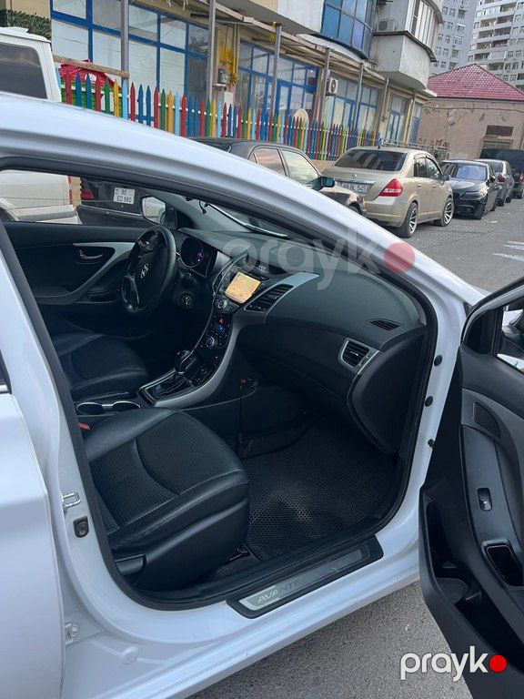 Hyundai Elantra, 1.6 L, 2014 il, 270 123 km — Avtomobillər, Bakı (8)