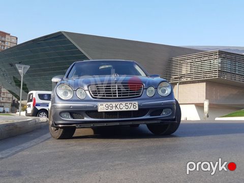 Mercedes-Benz E 320: 3.2 l 2003 il Sedan — Bakı