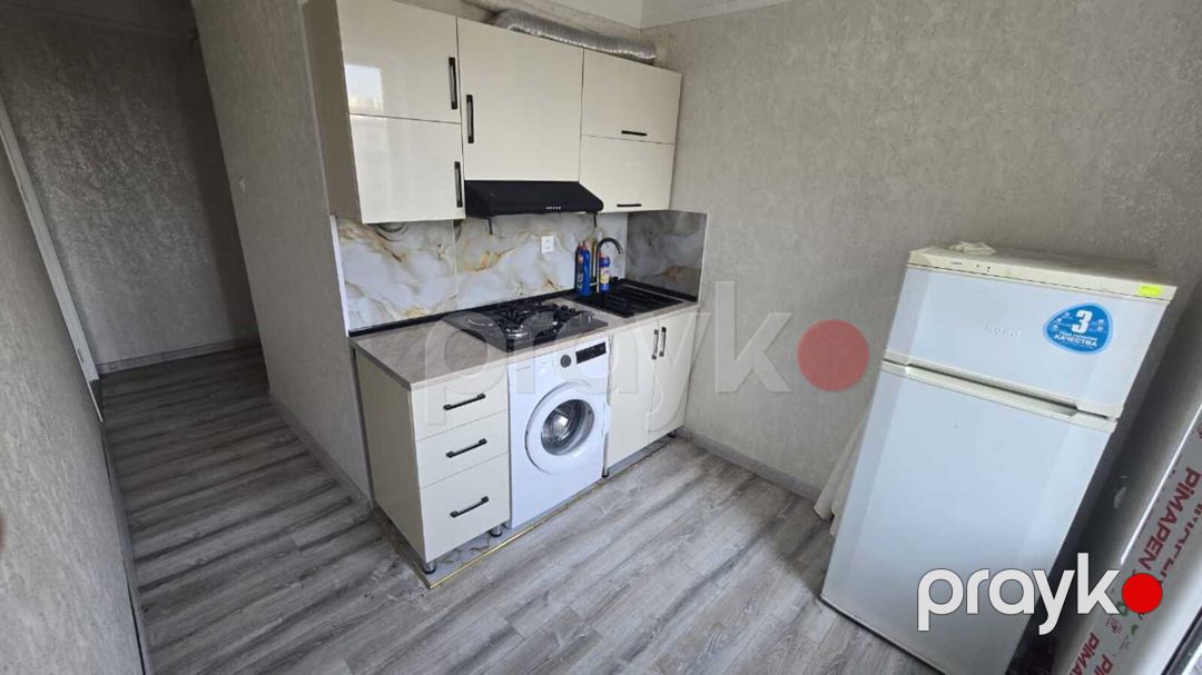 Satılır 1 otaqlı köhnə tikili 37 m² — Mənzil, Bakı (7)