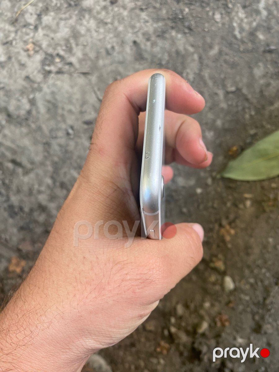 Apple iPhone 8 Silver 64GB — Smartfonlar, Şəki (6)