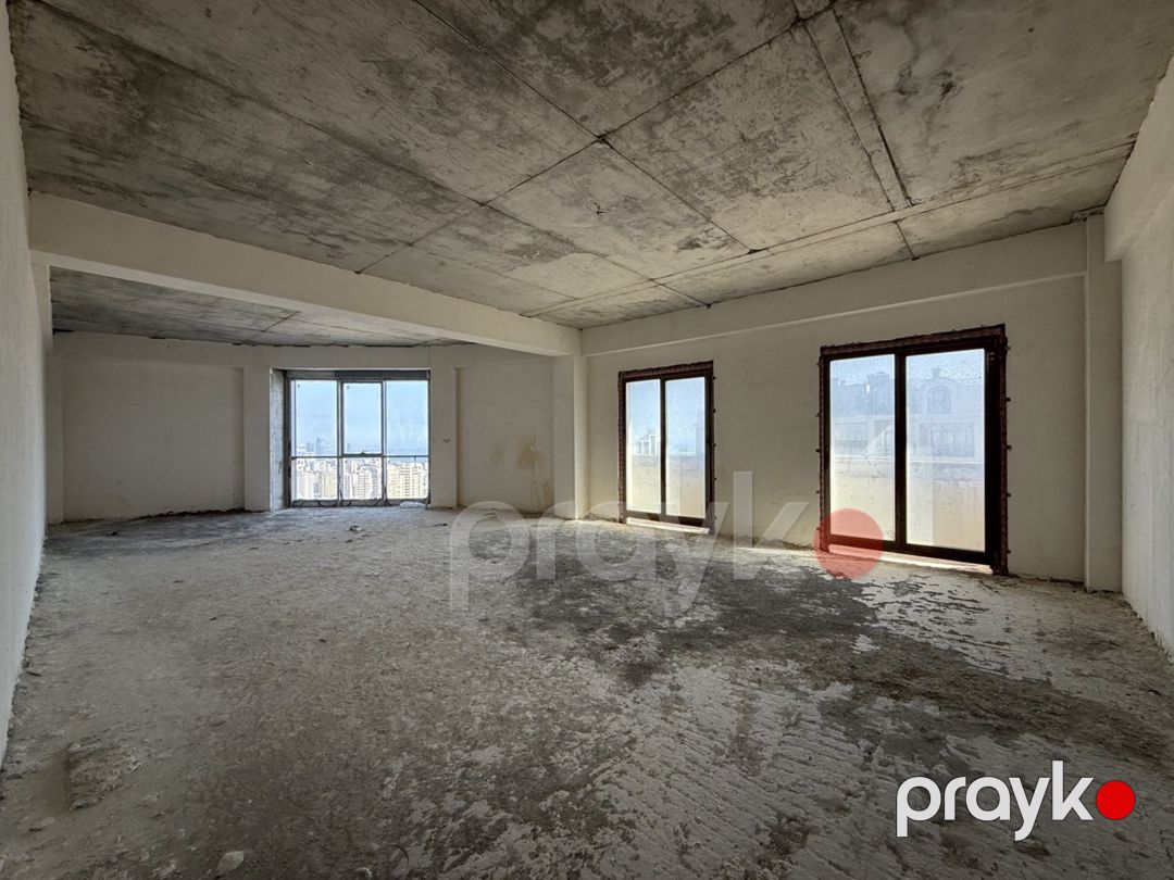 Satılır 5 otaqlı yeni tikili 303 m² — Mənzil, Bakı (2)
