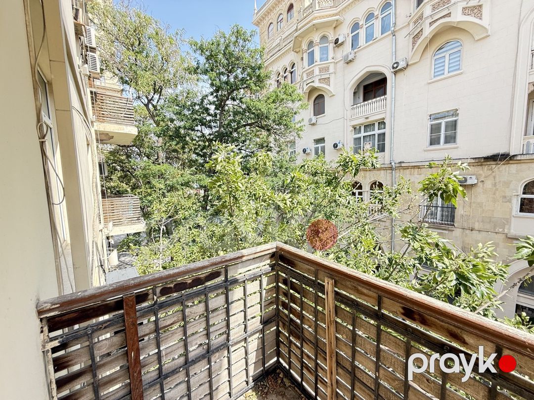 Satılır 3 otaqlı köhnə tikili 95 m² — Mənzil, Bakı (7)