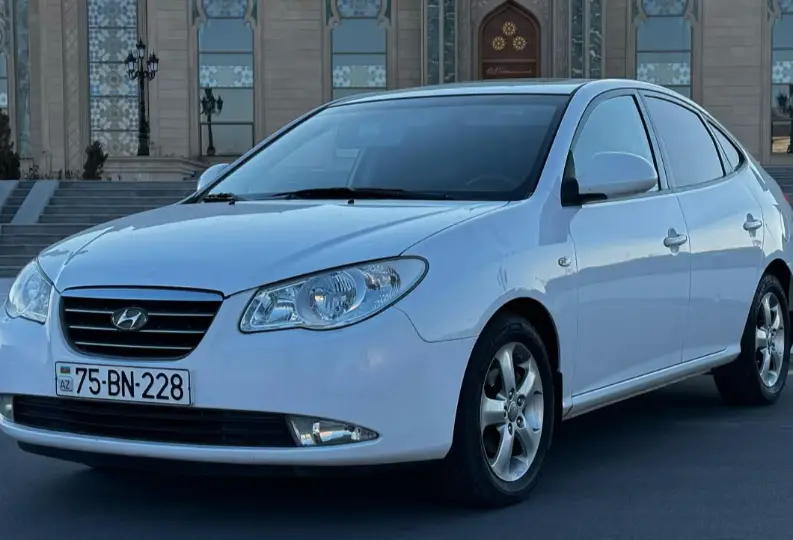 Hyundai Elantra 2007 — gündəlik icarə