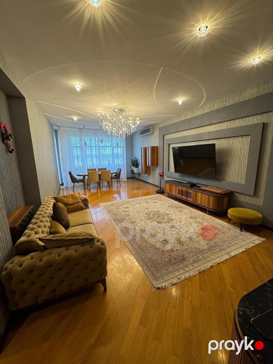 Satılır 7 otaqlı yeni tikili 450 m² — Mənzil, Bakı (4)