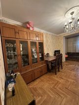 Satılır 2 otaqlı köhnə tikili 65 m² — Zakir bəy