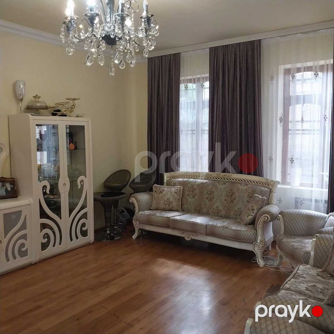 Satılır 4 otaqlı həyət evi/bağ evi 200 m² — Ev, villa, Bakı (12)