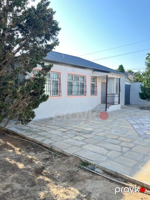 Satılır 3 otaqlı həyət evi/bağ evi 120 m² — Bakı