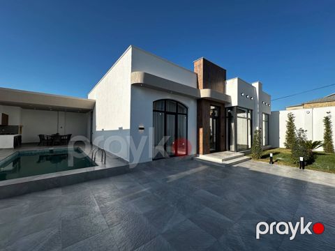 Satılır 4 otaqlı həyət evi/bağ evi 150 m² — Bakı