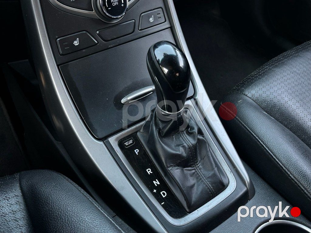 Hyundai Avante, 1.6 L, 2015 il, 276 700 km — Avtomobillər, Bakı (8)
