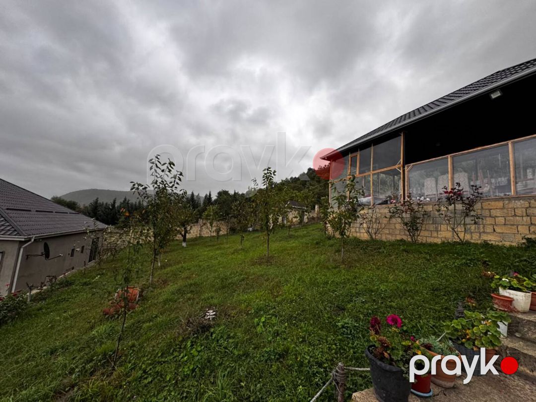 Satılır 4 otaqlı həyət evi/bağ evi 220 m² — Ev, villa, Quba (11)