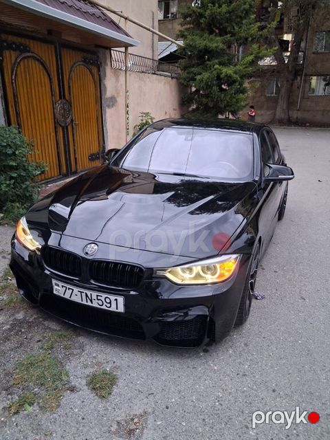BMW 330, 2.0 L, 2015 il, 246 230 km — Bakı