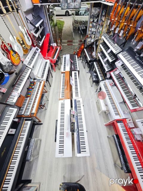 Elektro piano — Bakı