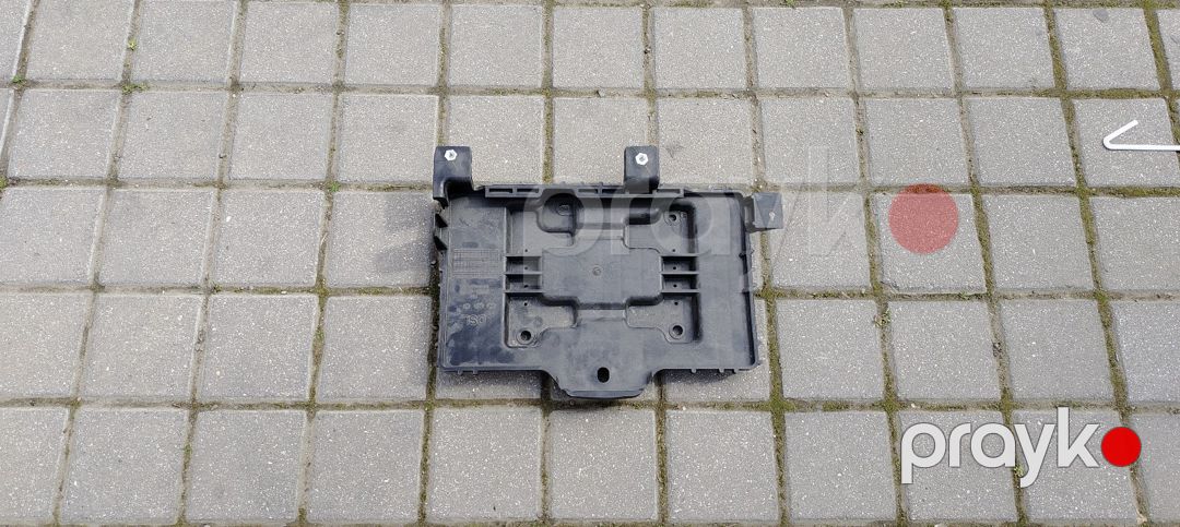 Hyundai Santa fe 2011 akkumulyator altlığı — Ehtiyat hissələri və aksesuarlar, Bakı (3)