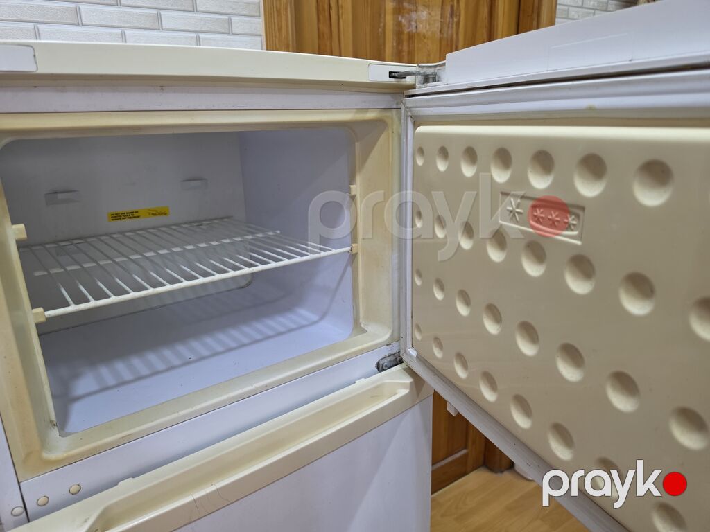 Beko soyuducu 2ci əl İşləyir Problemo yoxdur təmirlə bağlı satılır — Soyuducular, Bakı (3)