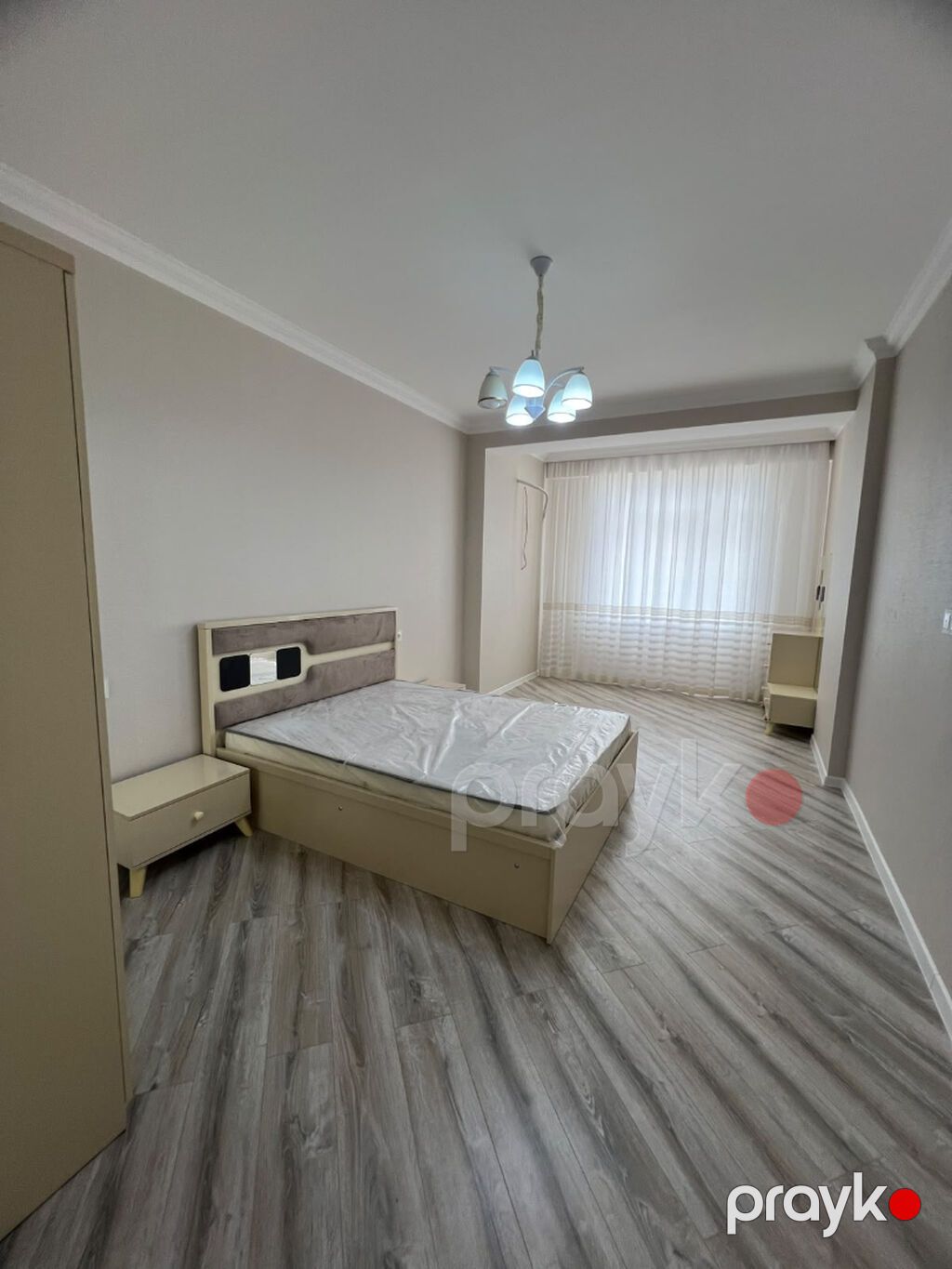 Yeni guneslide 275 n mektebin yani 120 kv tam esyali menzil,ofis — Mənzil, Bakı (9)
