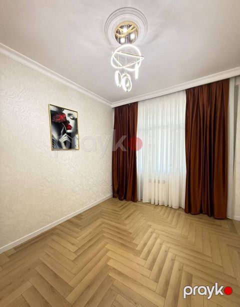 Satılır 2 otaqlı yeni tikili 52 m²