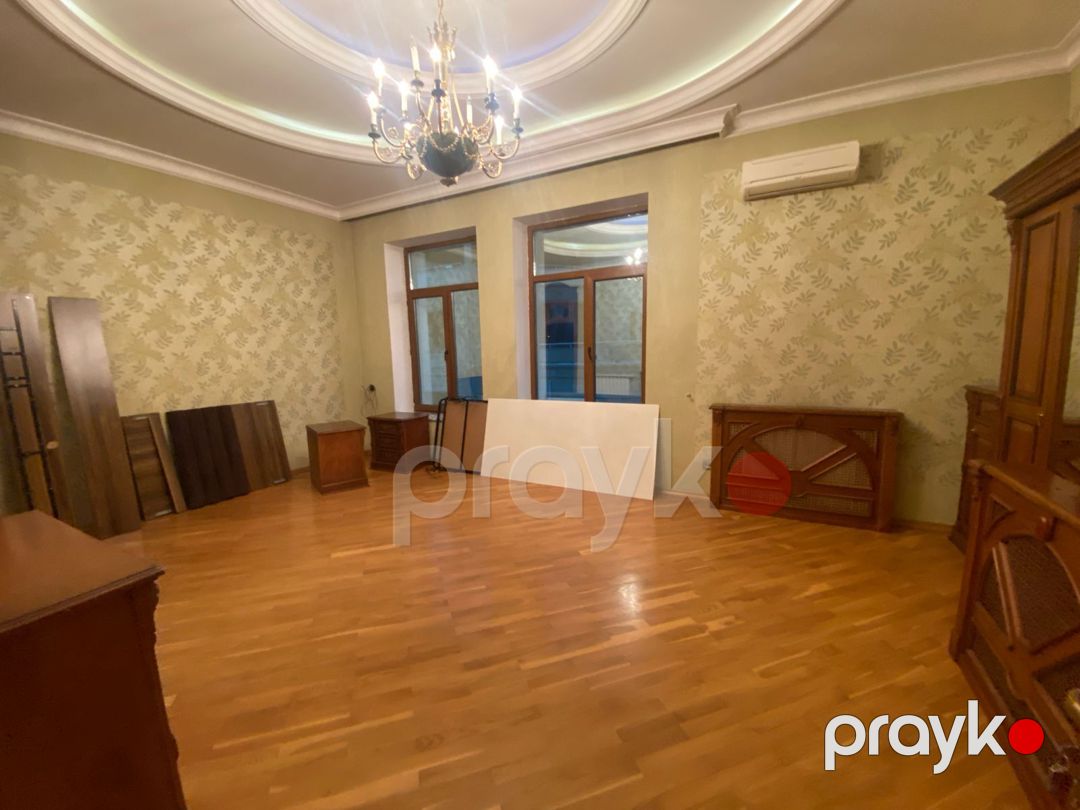 İcarəyə verilir 10 otaqlı həyət evi/bağ evi 550 m² — Ev, villa, Bakı (8)