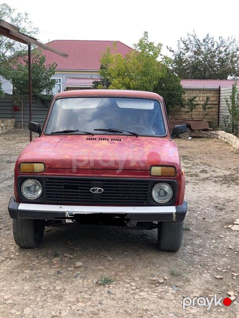 Lada (VAZ) Niva, 1.6 L, 1980 il, 400 000 km — Biləsuvar
