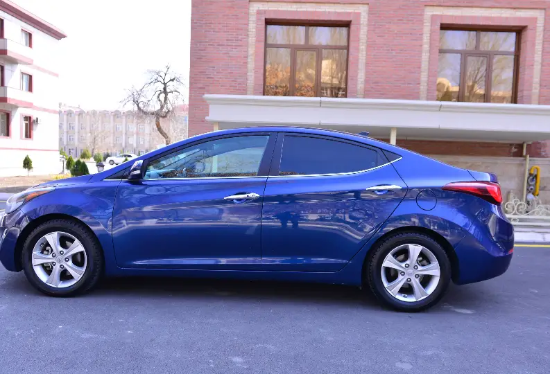 Hyundai Elantra 2015 — gündəlik icarə — Minik avtomobili icarəsi, Naxçıvan (3)