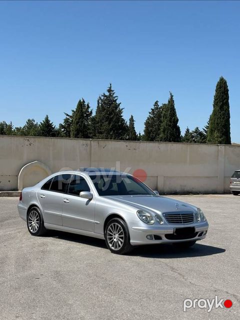 Mercedes E 220, 2.2 L, 2003 il, 627 000 km — Bakı