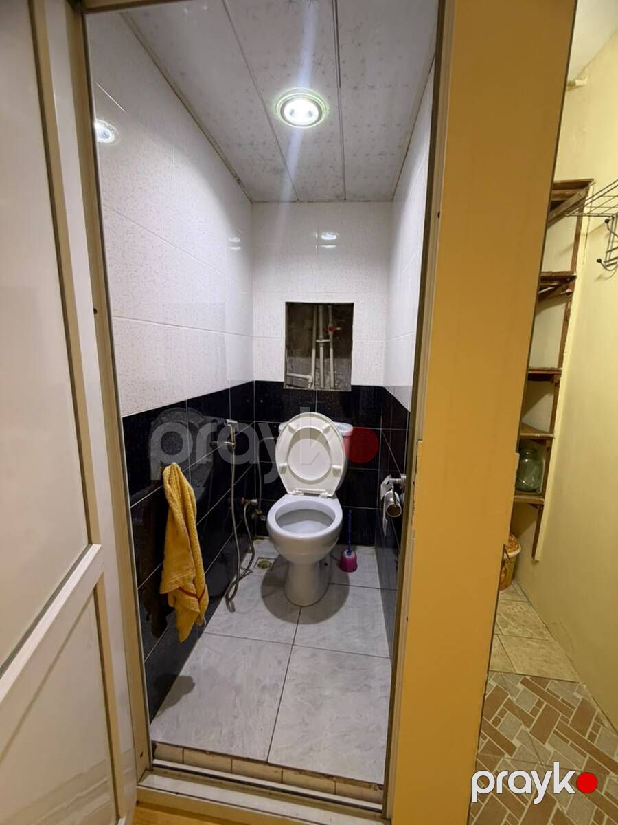 Satılır 2 otaqlı köhnə tikili 60 m² — Mənzil, Bakı (12)