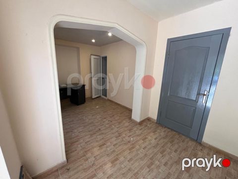 Satılır obyekt 50 m² — Bakı