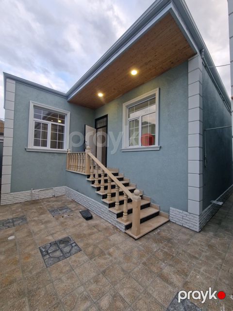 Satılır 3 otaqlı həyət evi/bağ evi 80 m² — Bakı