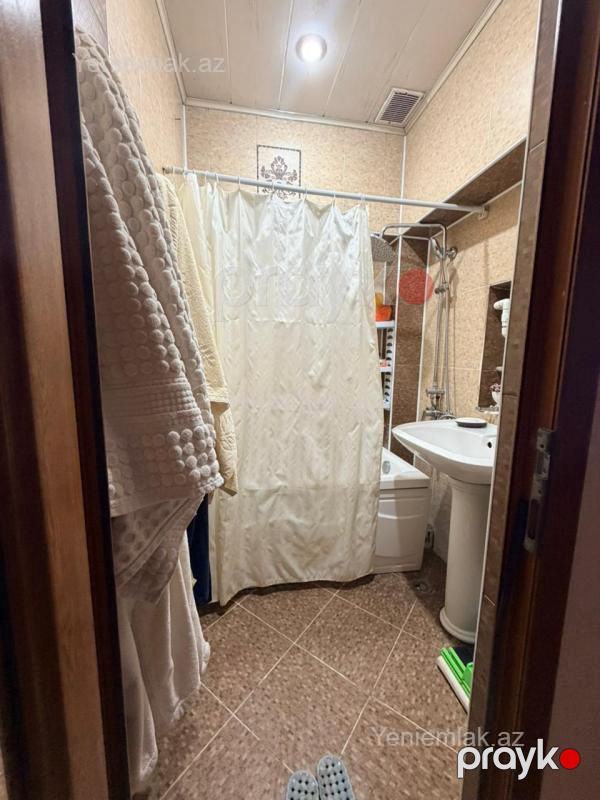 Satılır 4 otaqlı Bina evi menzil (Köhnə tikili), 80 m², 13-cü mikrorayon — Mənzil, Sumqayıt (8)