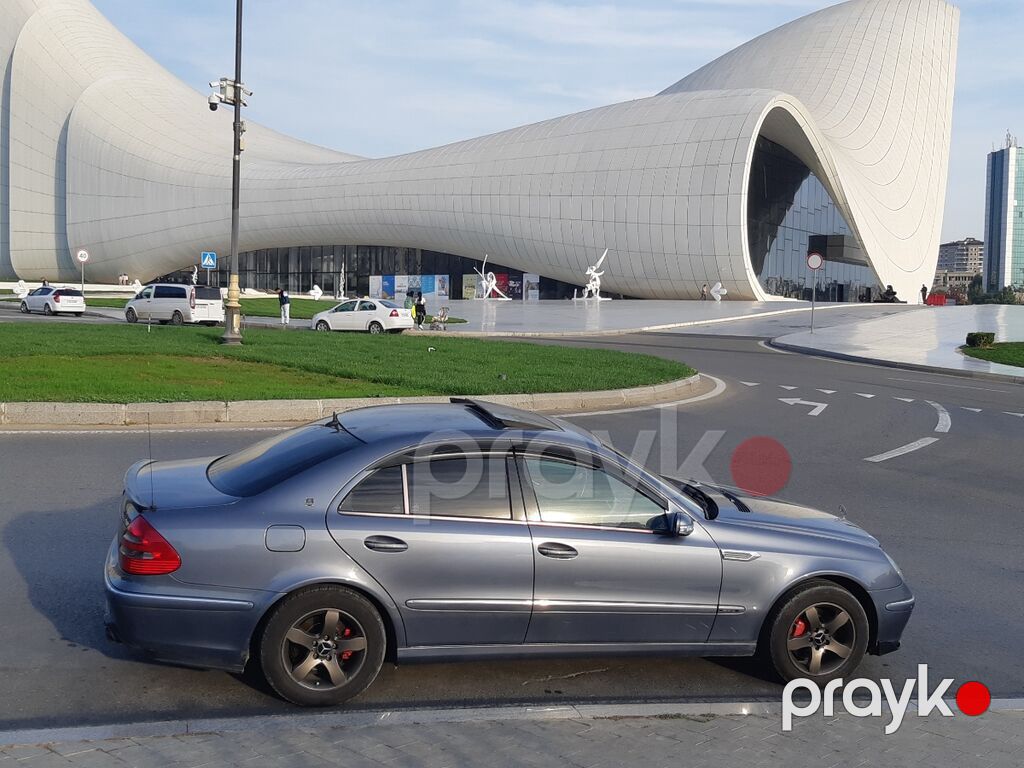 Mercedes-Benz E 320: 3.2 l Sedan — Avtomobillər, Bakı (7)