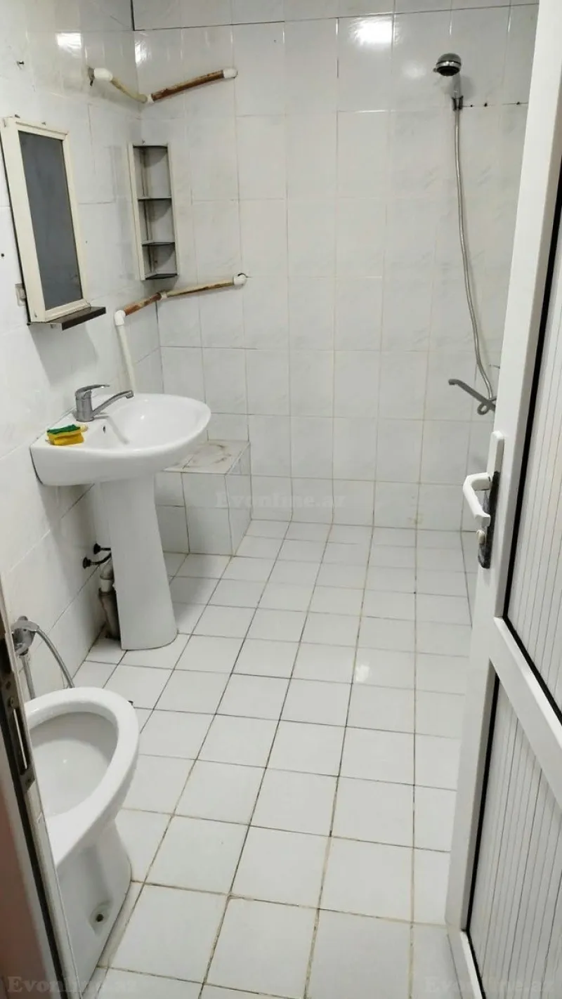 Kirayə verilir 2 otaqlı Həyət evi 55 m² Bakı, Səbail r., Bayıl — Ev, villa, Bakı (7)