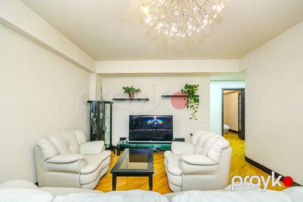 İcarəyə verilir 3 otaqlı köhnə tikili 123 m² — Mənzil, Bakı (8)